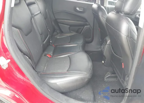 2019 Jeep Compass Trailhawk 4X4 z USA, uszkodzony, nr VIN 3C4NJDDB9KT650148